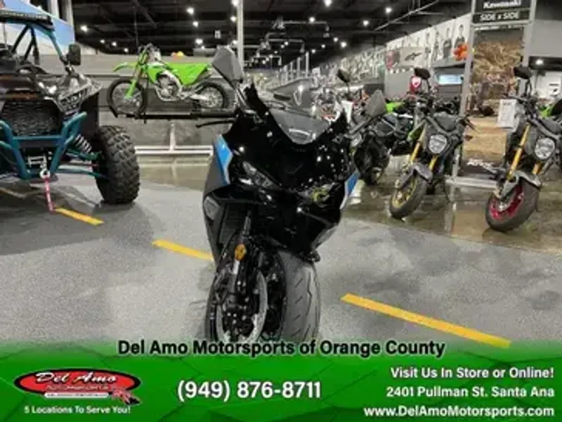 New 2025 Kawasaki NINJA ZX-6R ABS Image 3