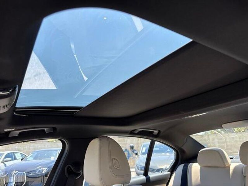 Used 2026 BMW 3 Series 330iImage 23