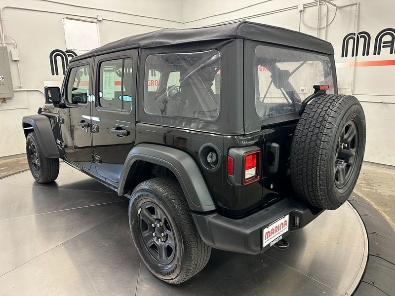 2021 Jeep Wrangler Unlimited SportImage 12