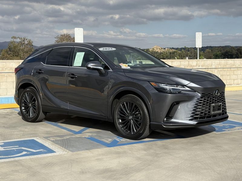 Used 2025 Lexus RX 350h PremiumImage 2