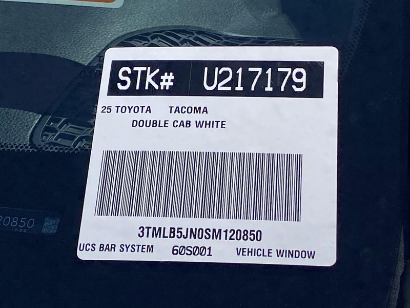 Used 2025 Toyota Tacoma SR5Image 31