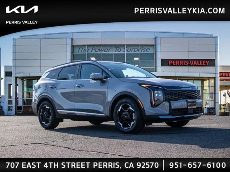 2026 Kia Sportage EXImage 1