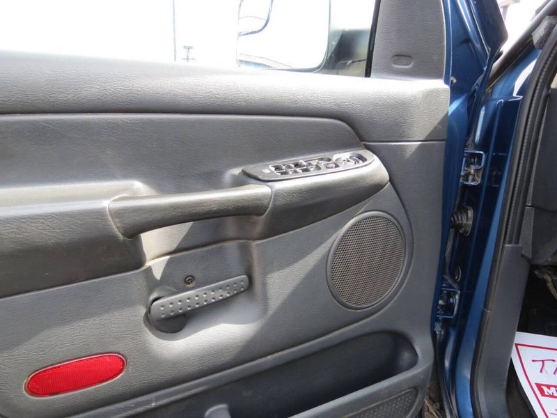 Used 2005 Dodge Ram 2500 SLT 4dr Quad Cab 4WD SBImage 14