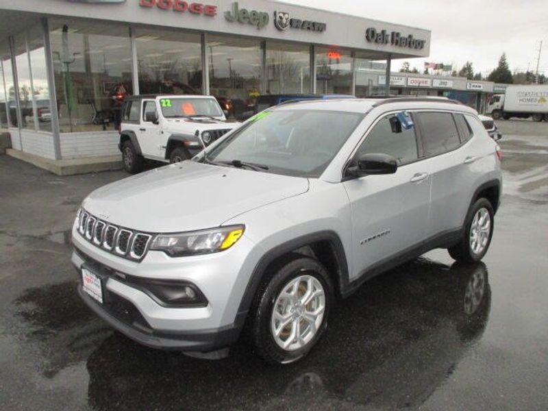 2024 Jeep Compass LatitudeImage 2