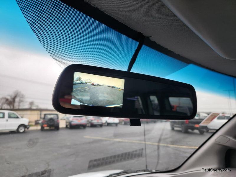 2023 Chevrolet Express 2500 Cargo photo 2