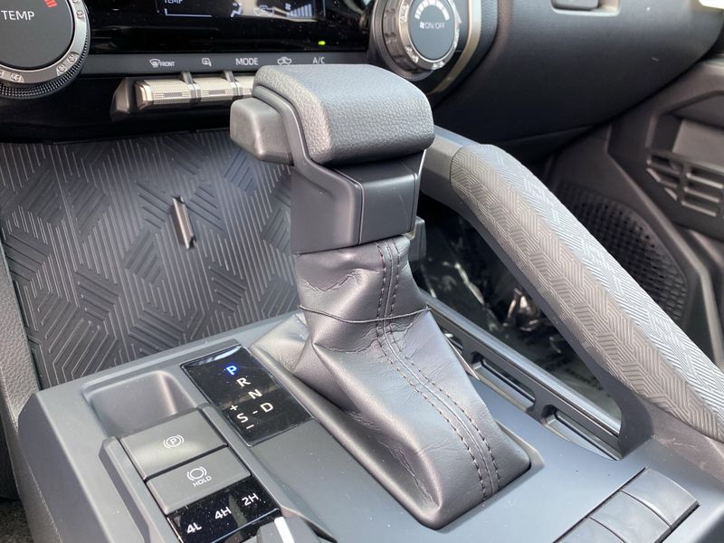 New 2025 Toyota Tacoma SR5Image 18
