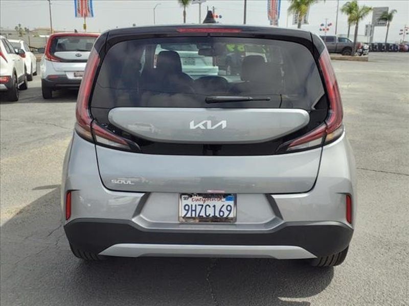 2024 Kia Soul EXImage 4