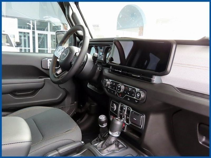 2024 Jeep Wrangler 4xE Sport S 4xeImage 8