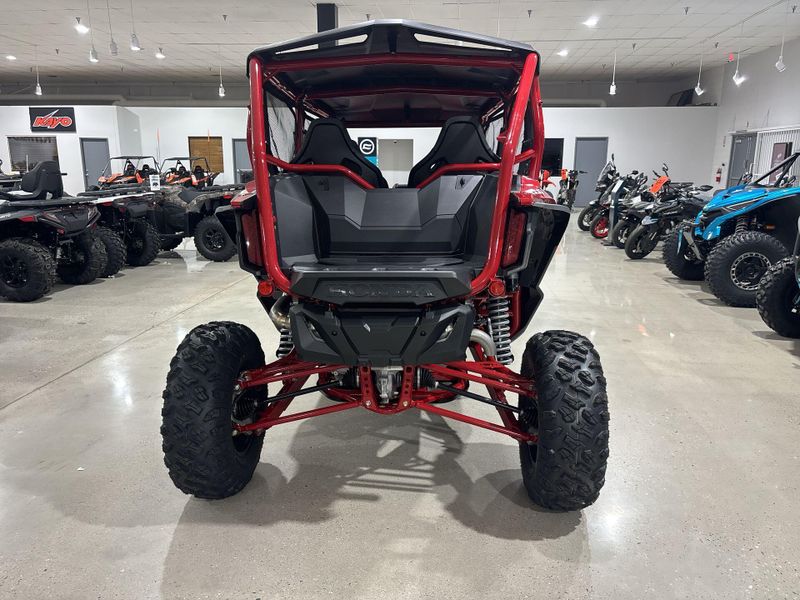 New 2026 Honda TALON1000R4 FOX LIVEVALVE Image 15
