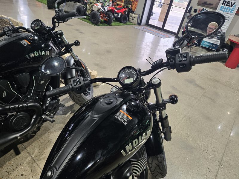 USED 2024 INDIAN MOTORCYCLE CHIEF BLACK METALLIC 49ST BASE Image 14