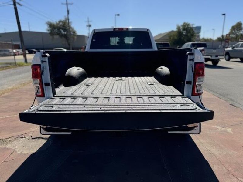 2024 RAM 3500 Tradesman Crew Cab 4x4 8