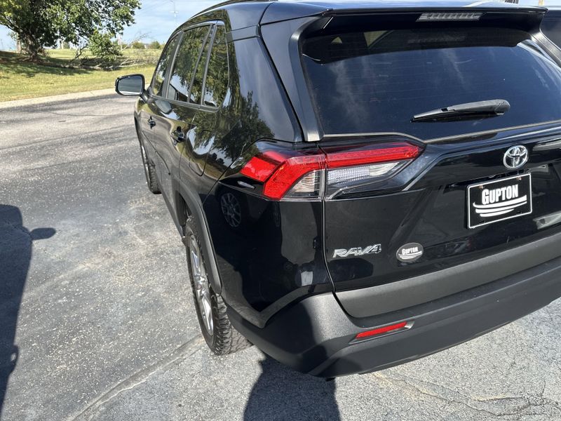 Used 2020 Toyota RAV4 XLE PremiumImage 9