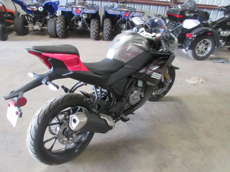 USED 2024 CFMOTO 300SS Image 6