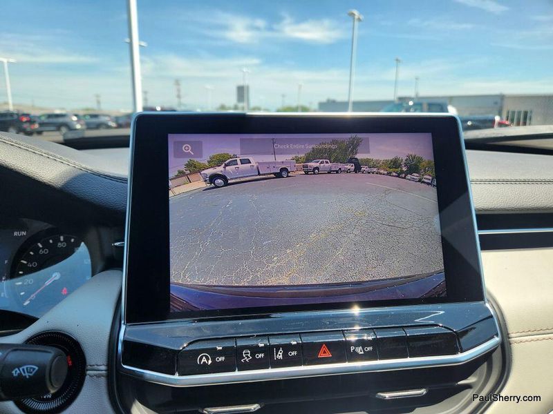 New 2025 Jeep Compass Limited 4x4