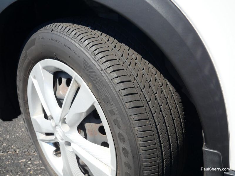 Used 2023 Nissan Kicks S