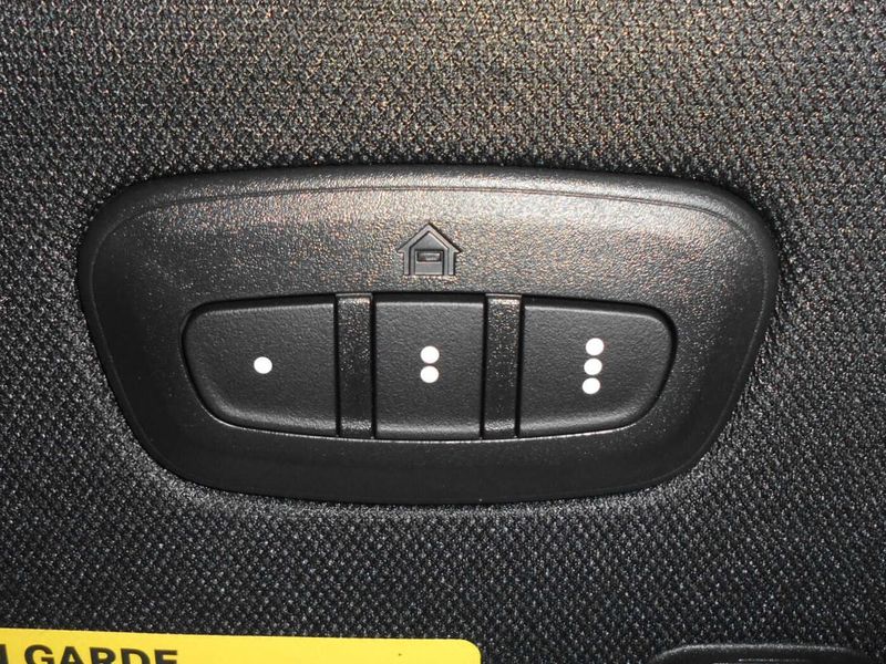New 2025 Jeep Grand Cherokee Limited 4x4Image 20