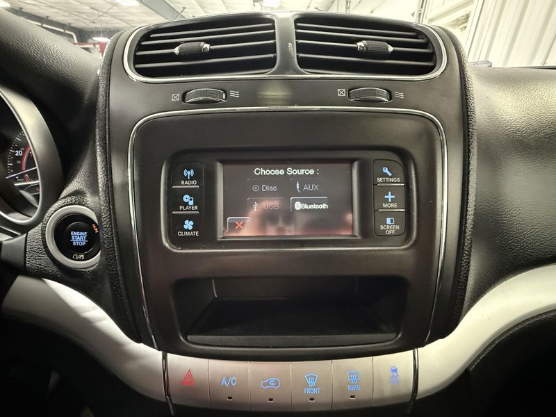Used 2018 Dodge Journey SEImage 28