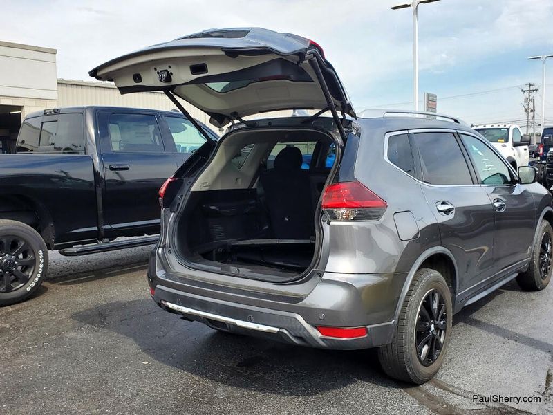 Used 2020 Nissan Rogue SV