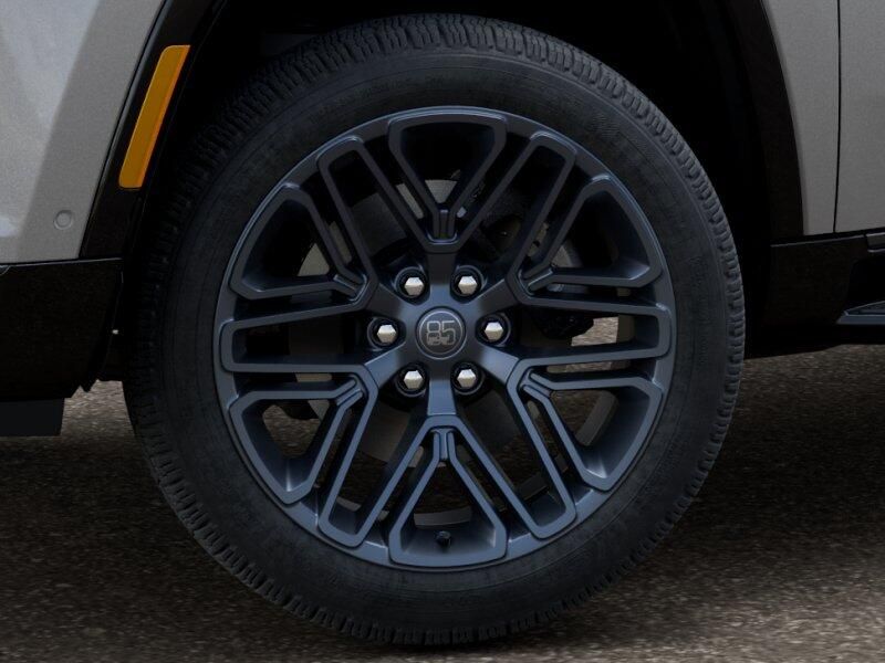 2026 Jeep Grand Wagoneer 85th Anniversary Edition 4x4Image 8