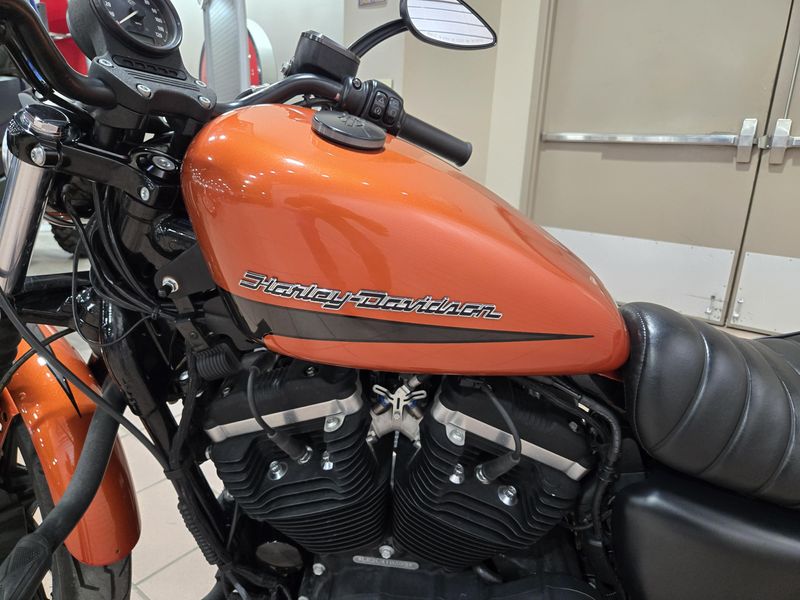 2020 HARLEY SPORTSTER IRON 883 ORANGE Image 9