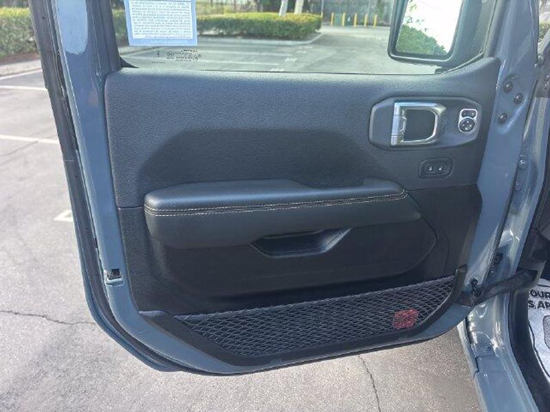 Used 2026 Jeep Wrangler SaharaImage 10