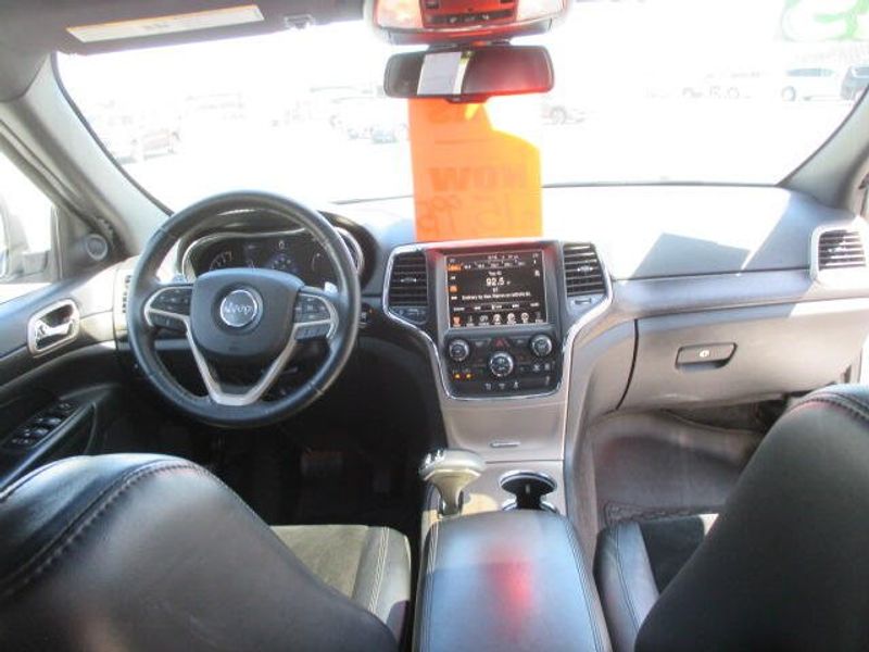 2015 Jeep Grand Cherokee AltitudeImage 29