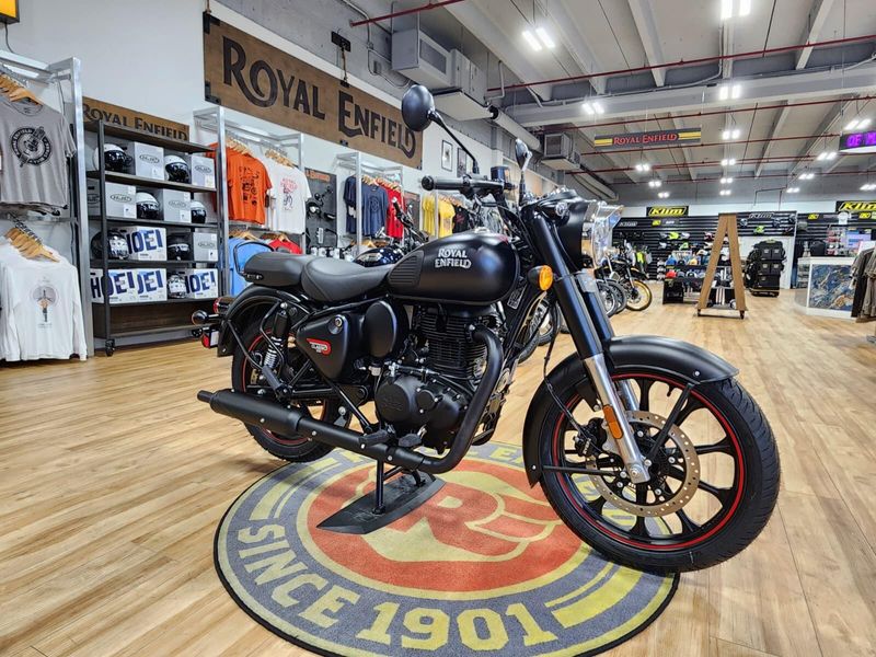 New 2024 Royal Enfield CLASSIC 350 Image 9