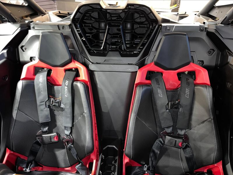 New 2026 Can-Am MAVERICK R MAX X RS WITH SMART-SHOX 999T DCT Image 10