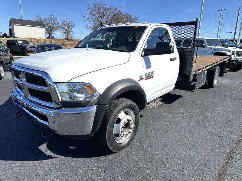 2018 RAM 5500 Chassis TradesmanImage 1