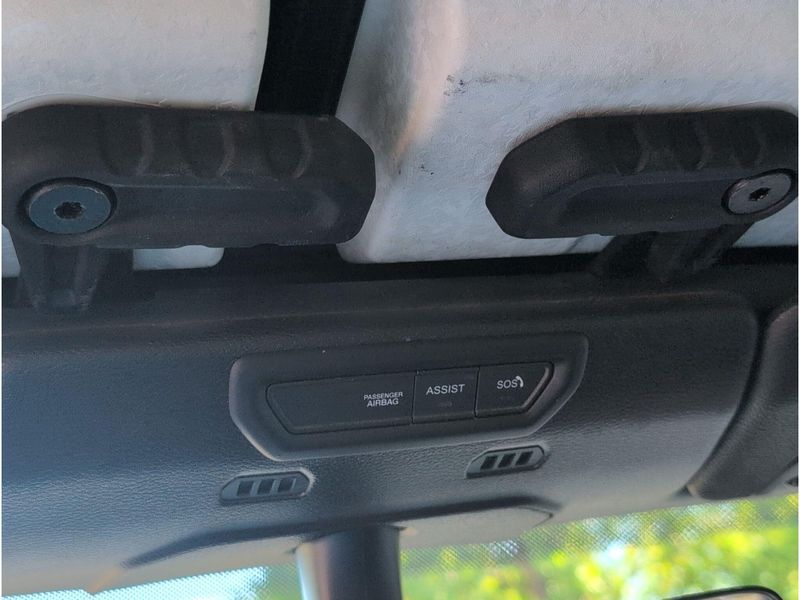 Used 2022 Jeep Gladiator RubiconImage 31