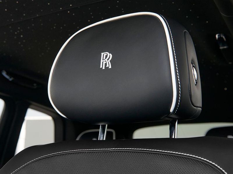 New 2026 Rolls-Royce Cullinan Image 12