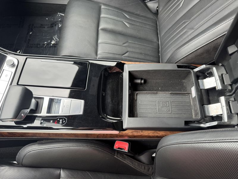 Used 2019 Audi A8 L Image 22
