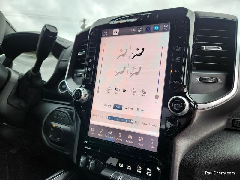 New 2026 RAM 3500 Laramie Crew Cab 4x4 6'4' Box