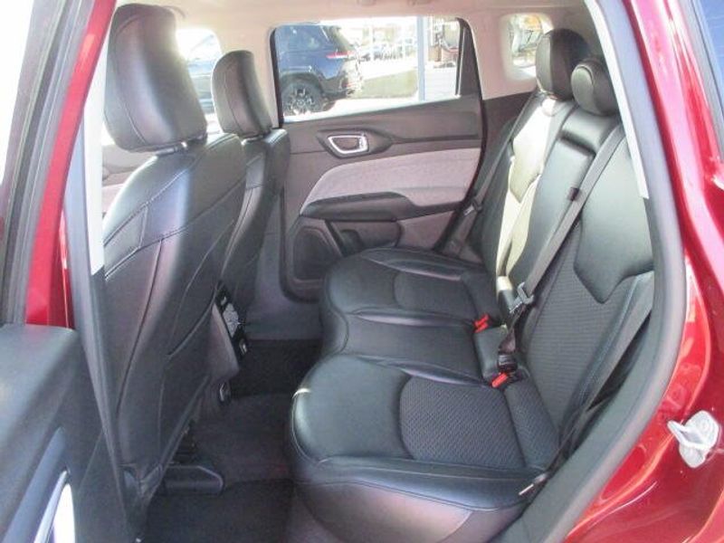 Used 2022 Jeep Compass LatitudeImage 22