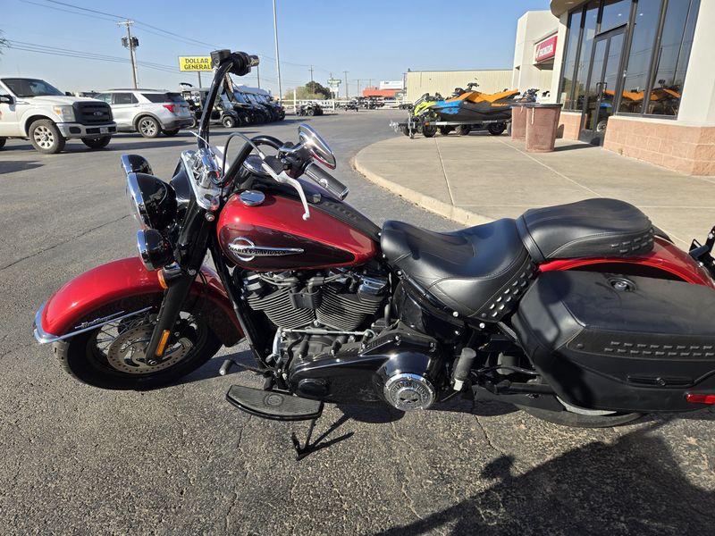 USED 2019 HARLEY SOFTAIL HERITAGE CLASSIC Image 4