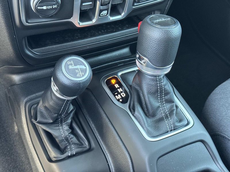 New 2026 Jeep Gladiator Sport S 4x4