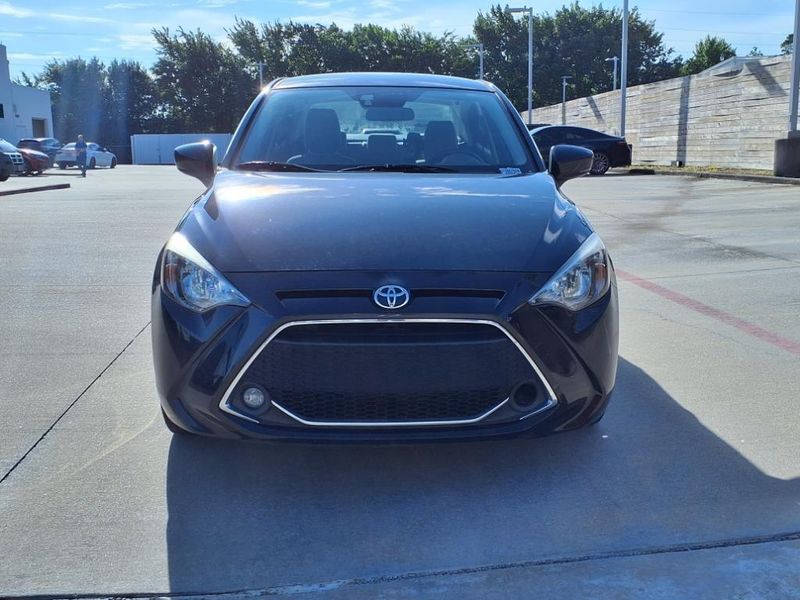 2019 Toyota Yaris Sedan LImage 7