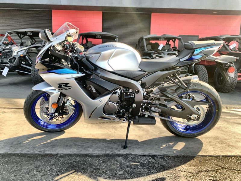 New 2026 Suzuki GSX-R600 Image 12