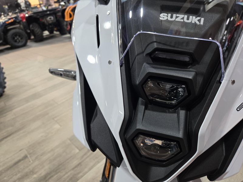 NEW 2026 SUZUKI GSX 8R Image 19