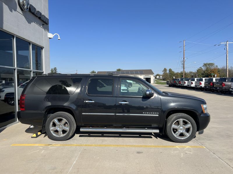 Used 2013 Chevrolet Suburban 1500 LTZImage 2