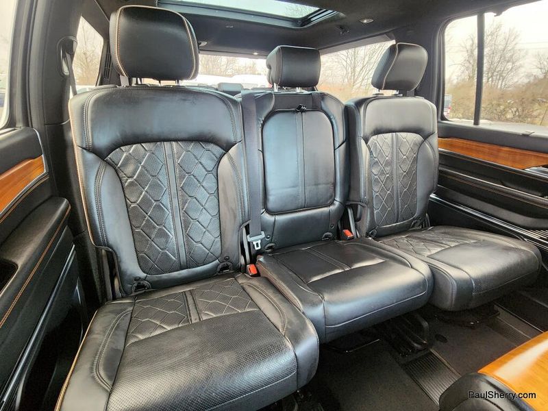 2022 Jeep Grand Wagoneer Series III