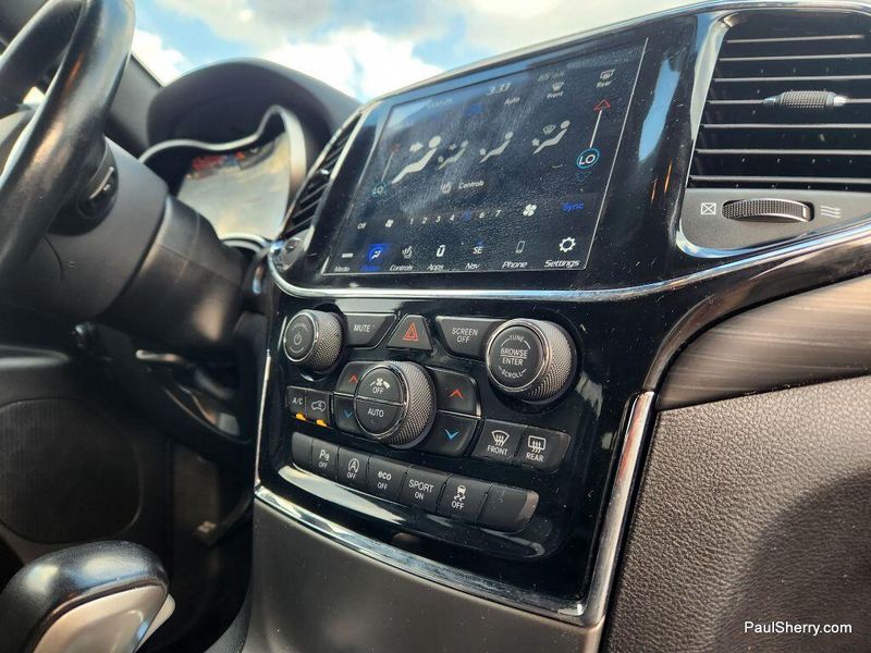 Used 2020 Jeep Grand Cherokee Altitude