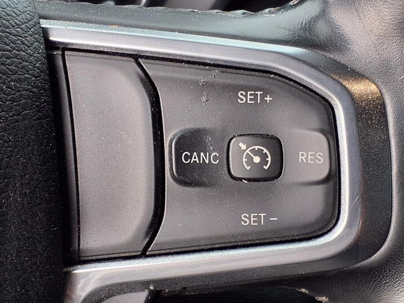 Used 2021 RAM 1500 LaramieImage 24