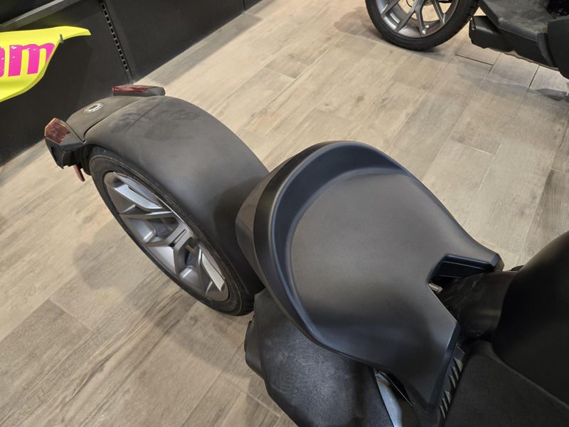 NEW 2026 CAN-AM RYKER 600 ACE Image 5