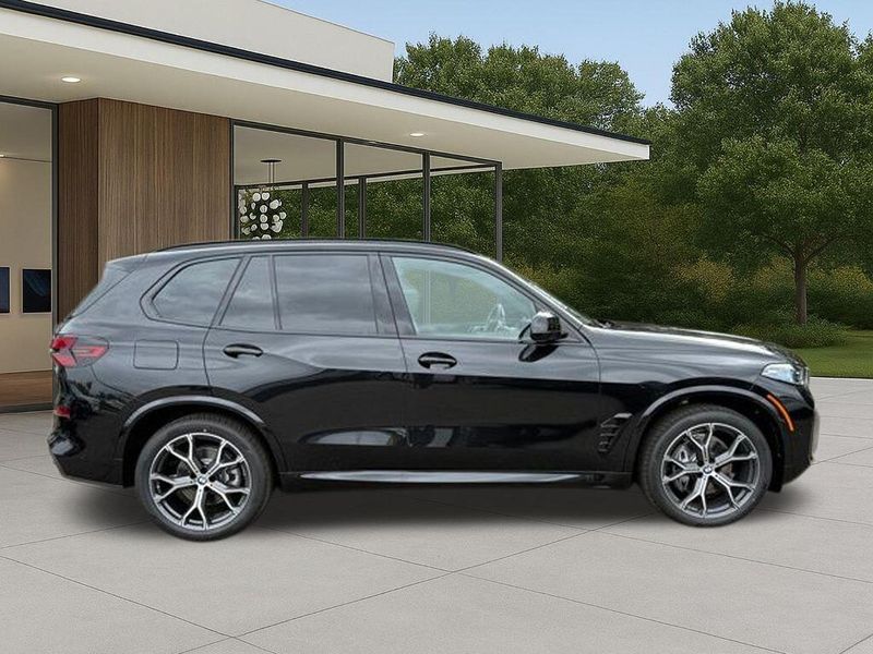 New 2026 BMW X5 xDrive40iImage 7