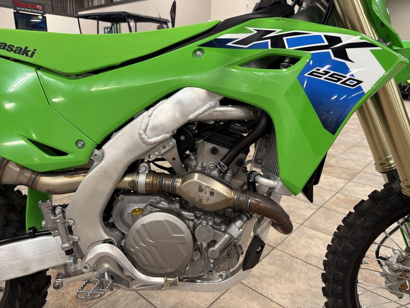 Used 2026 Kawasaki KX 250 F Image 21