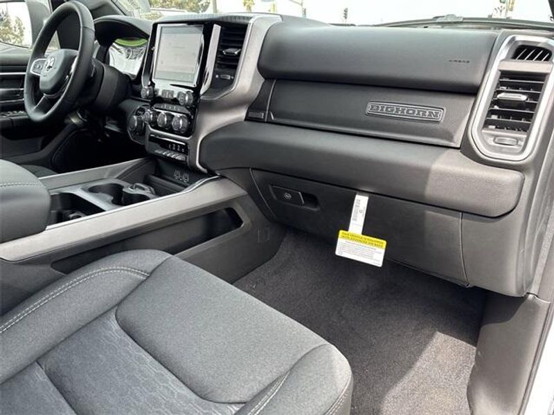 2025 RAM 1500 Big Horn Crew Cab 4x4 5