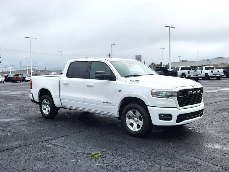 New 2026 RAM 1500 Big Horn Crew Cab 4x4 5'7' Box