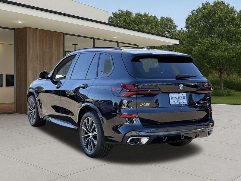 New 2026 BMW X5 xDrive40iImage 12