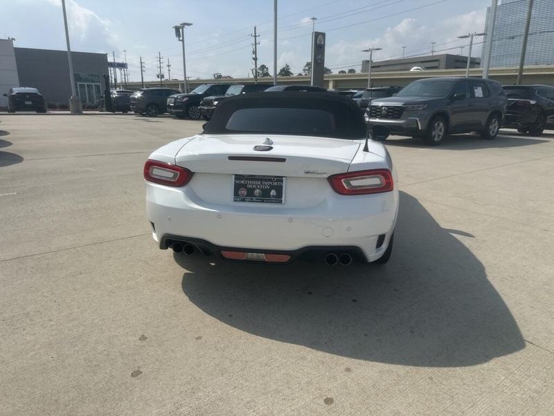 Used 2017 Fiat 124 Spider AbarthImage 6